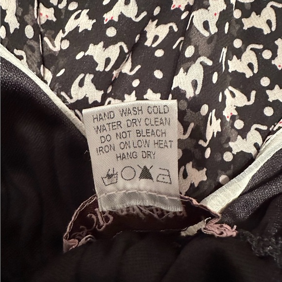 Rosebud x Francesca’s Cat Print Layered Drawstring Waist Mini Dress Size Medium - Picture 9 of 9